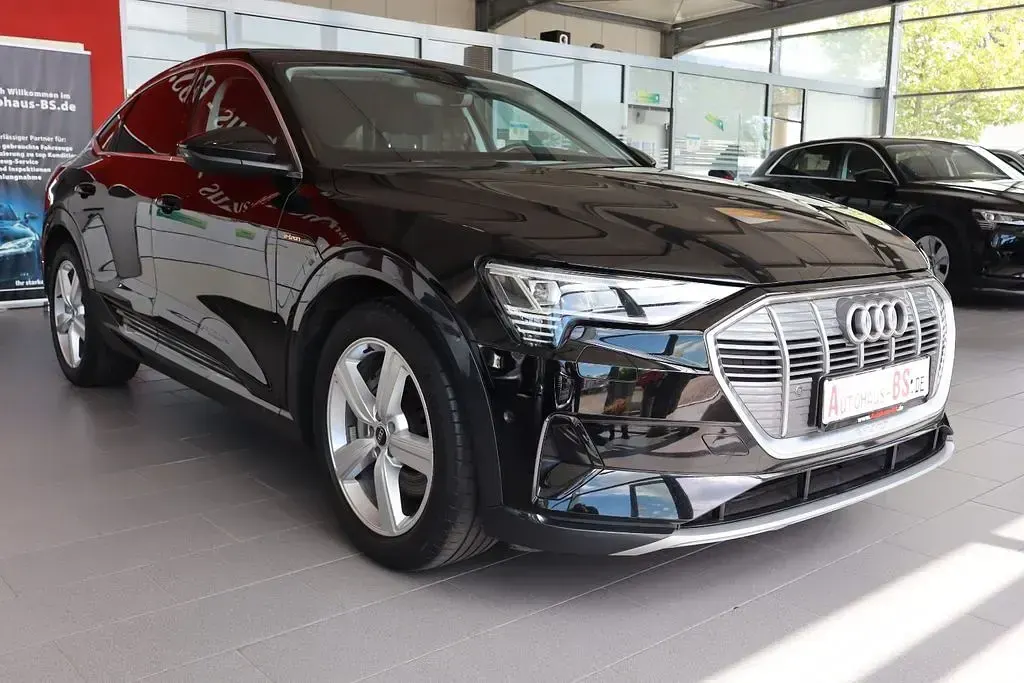 Gebraucht Audi e-tron Sportback 230 kW (313 PS) 2022 Schwarz SUV
