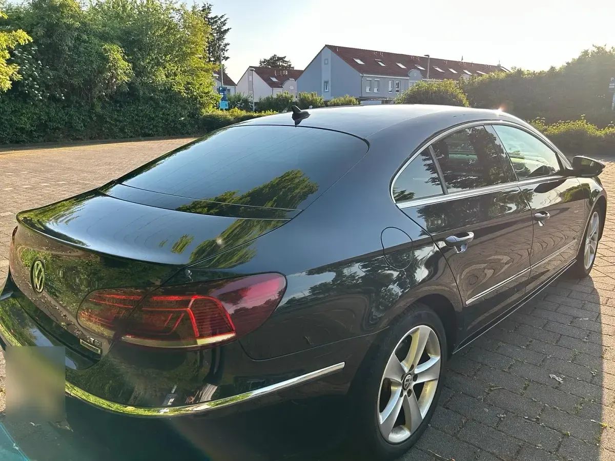 Gebraucht VW Passat 150 PS (110 kW) 2016 Schwarz Limousine