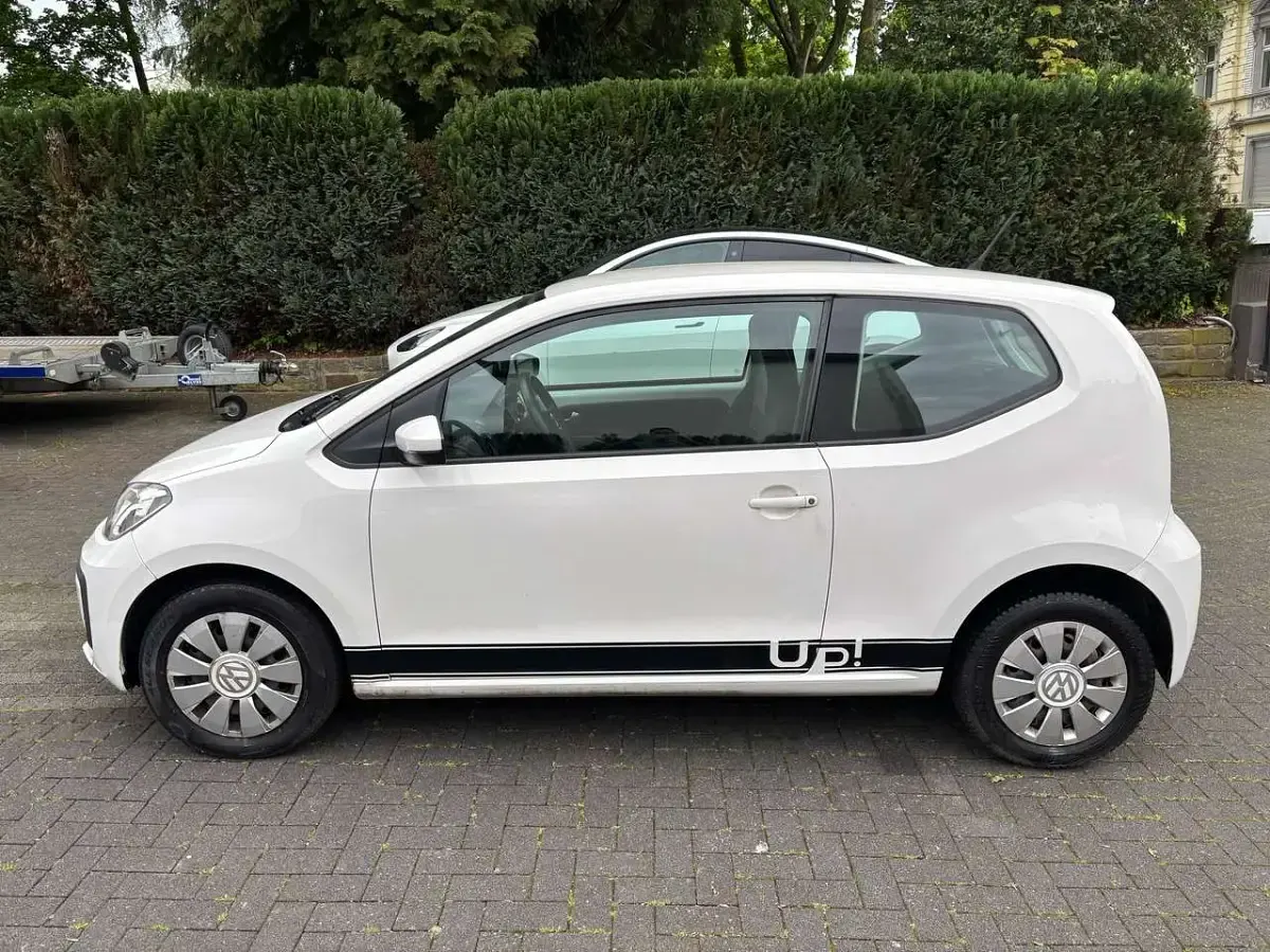 Second-hand VW up! move up! 60 CP (44 kW) 2017 Alb Hatchback