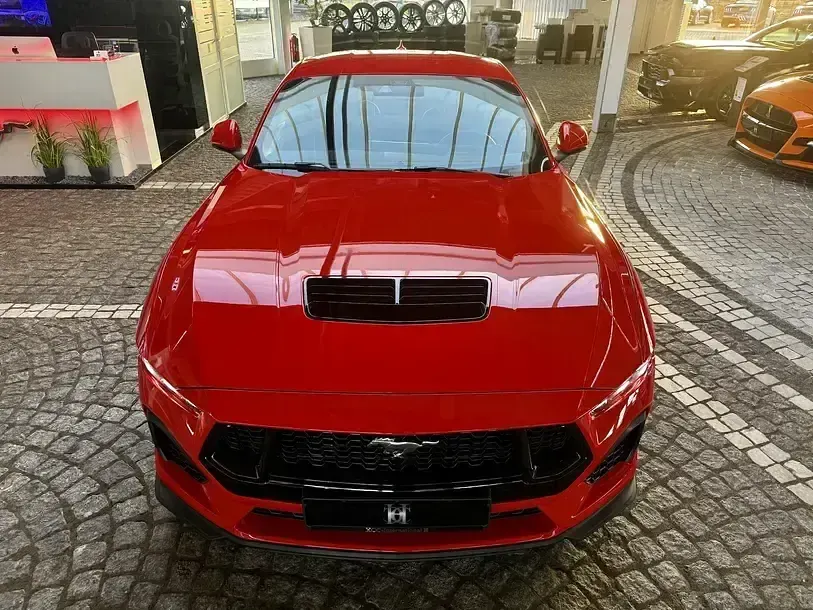Neu Ford Mustang GT Fastback 446 PS (328 kW) 2025 Rot (rot (racered)) Coupé