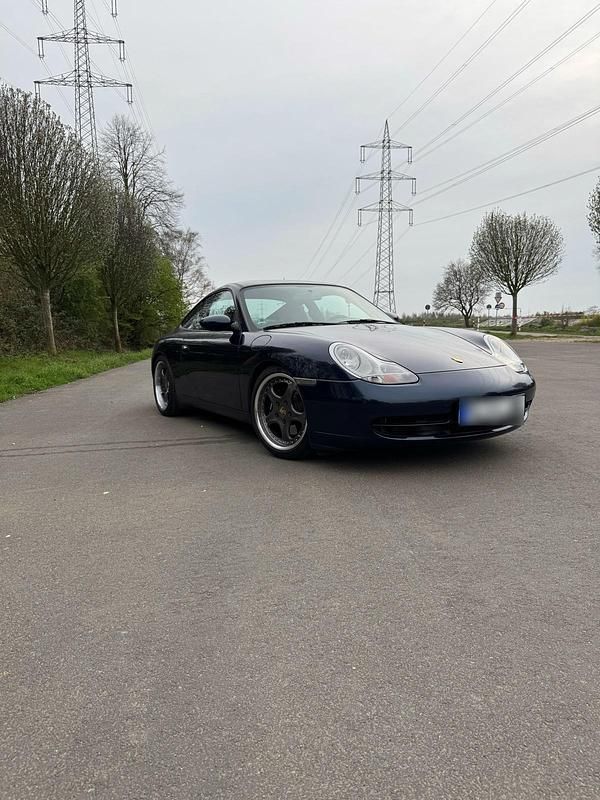 Gebraucht Porsche 996 300 PS (220 kW) 2000 Blau Coupé