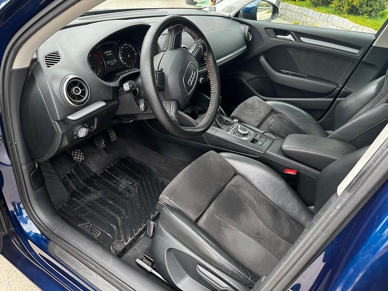 Gebraucht Audi A3 134 PS (98 kW) 2015 Blau Limousine