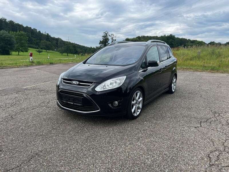 Pantherschwarz metallic Gebraucht 2011 Ford Grand C-Max Titanium Van / Kleinbus | 6.490 € (Fairer Preis) - Bild 1/4
