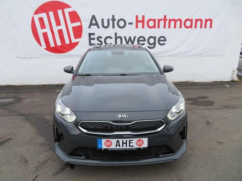 Gebraucht Kia Ceed Platinum Edition 141 PS (103 kW) 2020 Pentametal (metallic) Kleinwagen