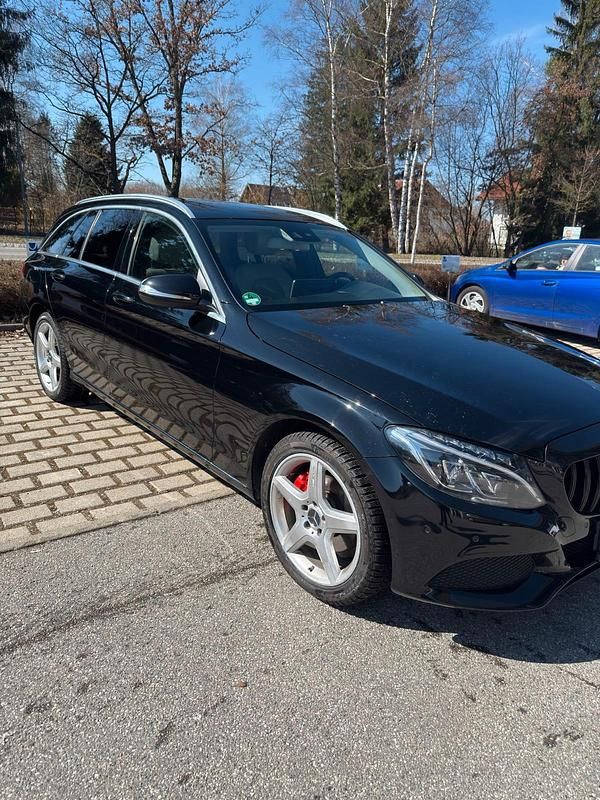 Gebraucht Mercedes C220 204 PS (150 kW) 2014 Schwarz Kombi