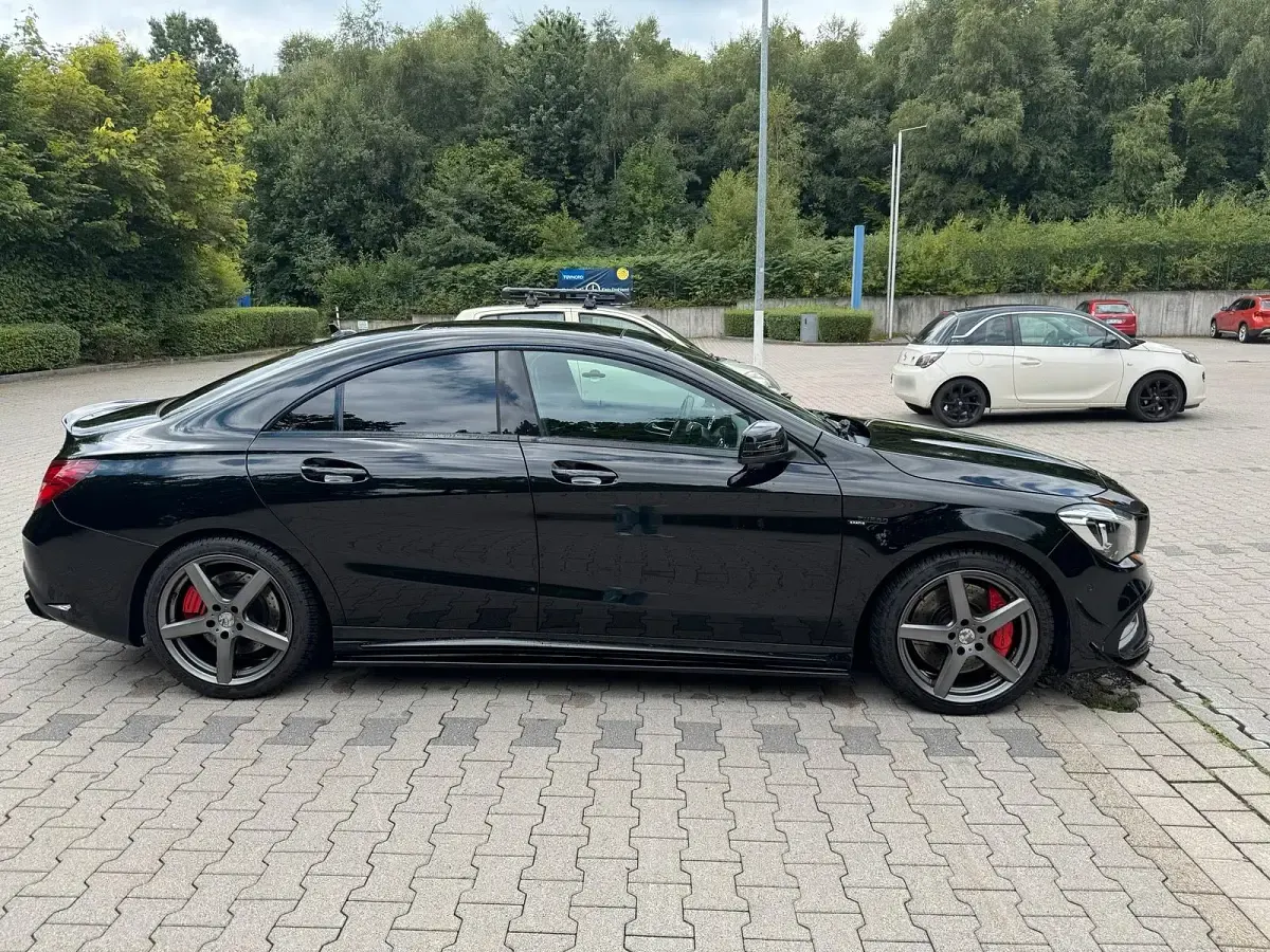 Gebraucht Mercedes CLA45 AMG AMG 381 PS (280 kW) 2017 Schwarz Coupé