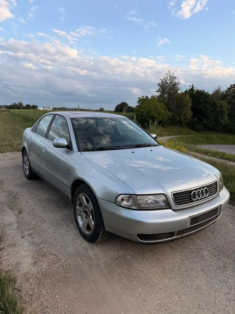 Gebraucht Audi A4 Basis 150 PS (110 kW) 1998 Silber Limousine