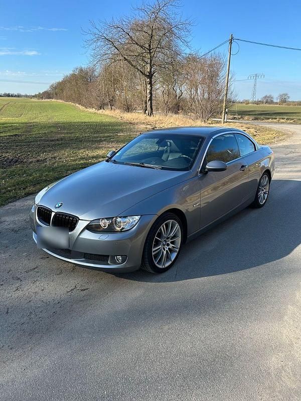 Gebraucht BMW 320 Cabriolet 170 PS (125 kW) 2008 Grau Cabrio
