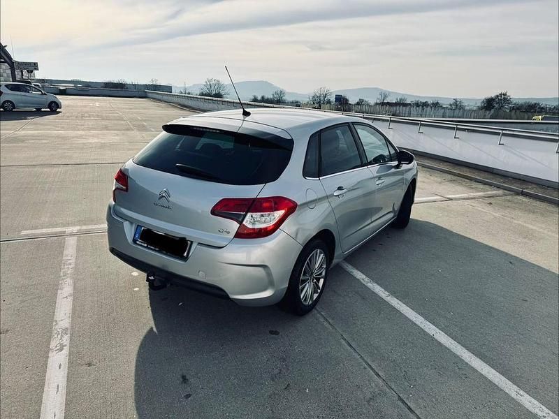 Gebraucht Citroën C4 SELECTION 95 PS (69 kW) 2011 Grau Limousine