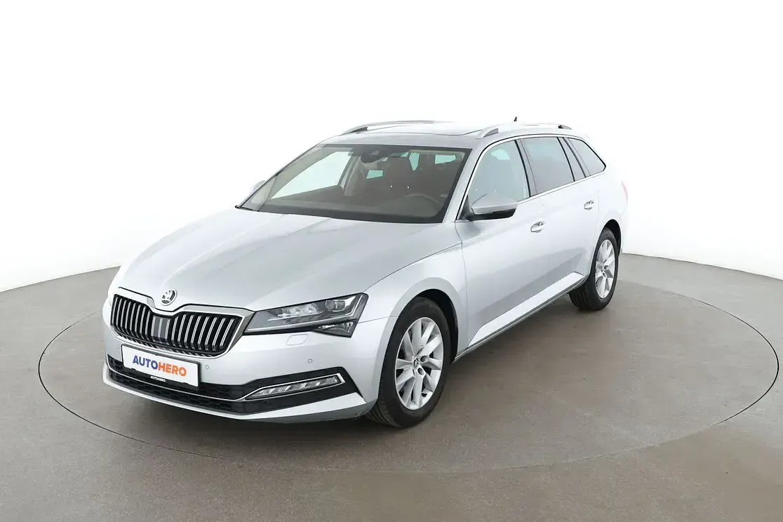 Gebraucht Skoda Superb Style 150 PS (110 kW) 2020 Kombi
