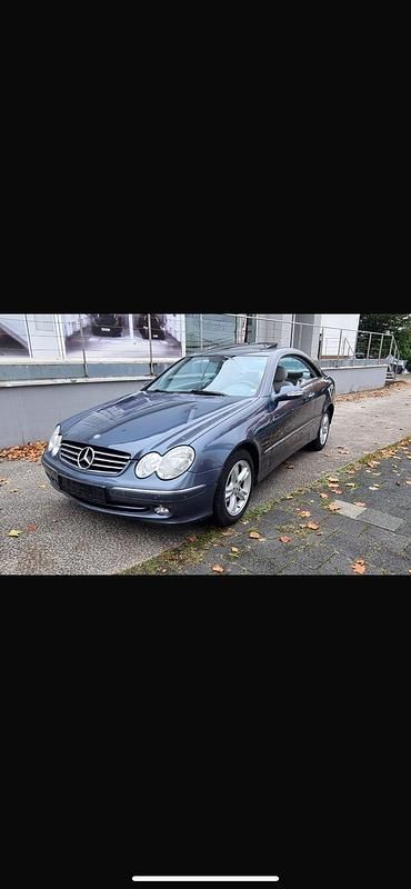 Grau Gebraucht 2004 Mercedes CLK200 Coupé | 2.000 € (Guter Preis) - Bild 1/4