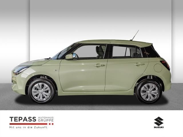 Neu Suzuki Swift Club 83 PS (61 kW) 2026 Gelb Kleinwagen