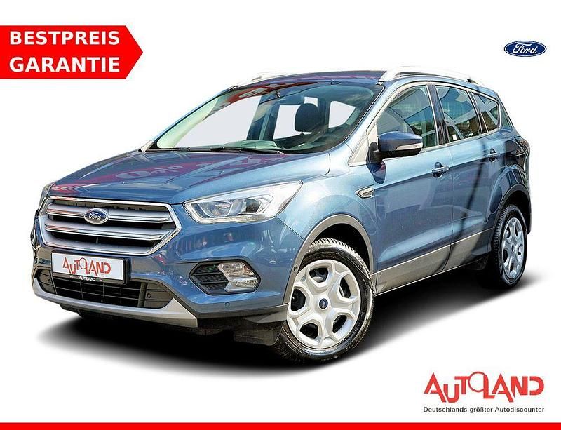 Chromablau metallic (metallic) Gebraucht 2019 Ford Kuga SUV | 18.490 € (Fairer Preis) - Bild 1/4