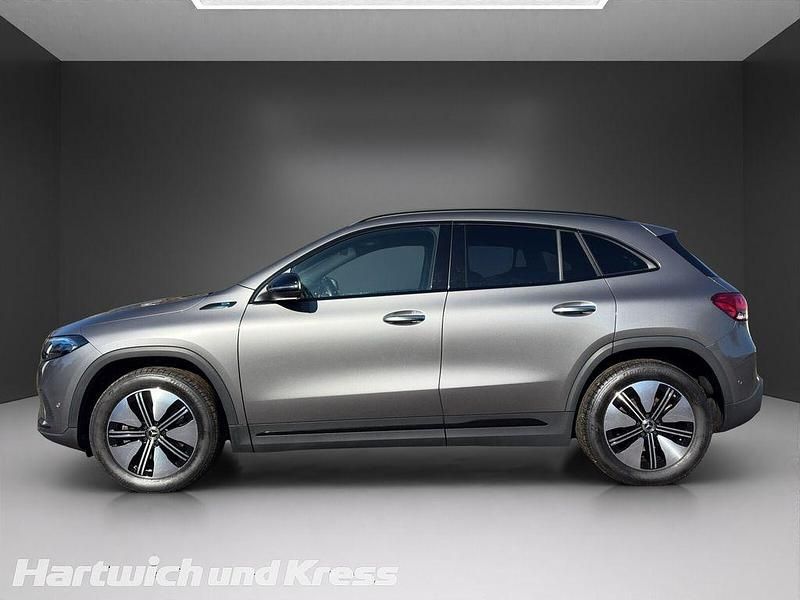 Gebraucht Mercedes EQA300 Advanced Plus 167 kW (228 PS) 2022 Grau SUV