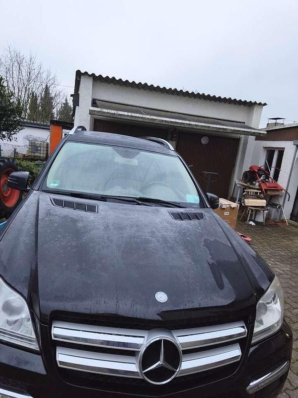 Gebraucht Mercedes GL350 265 PS (194 kW) 2012 Schwarz SUV