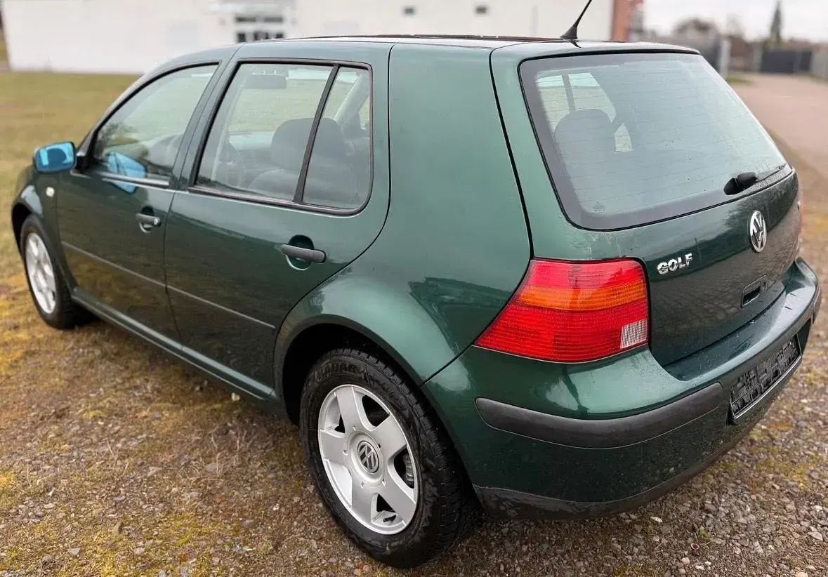 Gebraucht VW Golf III 101 PS (74 kW) 1998 Grün Limousine