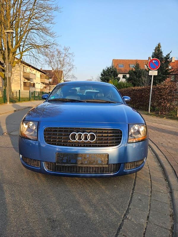 Blau Gebraucht 1999 Audi TT Coupé | 2.300 € - Bild 1/4