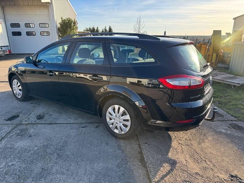 Gebraucht Ford Mondeo Ambiente 140 PS (102 kW) 2011 Kombi