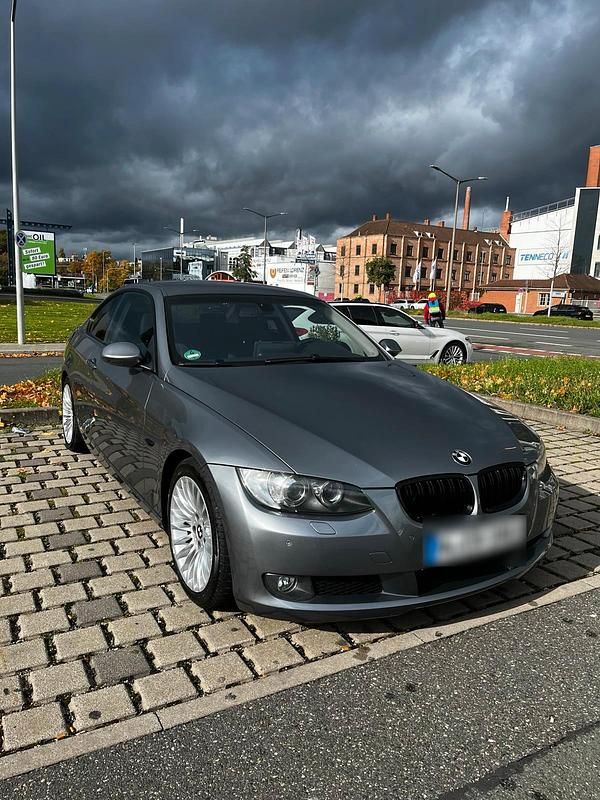 Gebraucht BMW 320 M Performance 170 PS (125 kW) 2007 Grau Coupé
