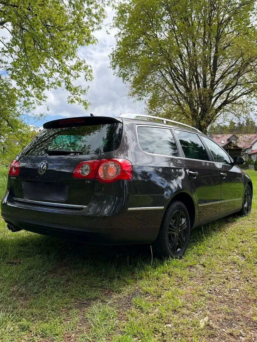 Gebraucht VW Passat Comfortline 160 PS (117 kW) 2009 Braun Kombi