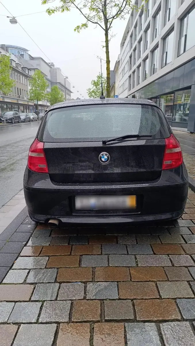 Gebraucht BMW 118 Coupé 143 PS (105 kW) 2010 Schwarz Coupé