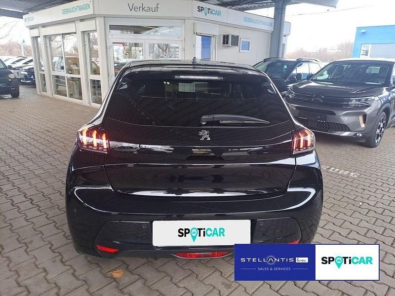 Gebraucht Peugeot 208 Allure 101 PS (74 kW) 2022 Schwarz Kleinwagen
