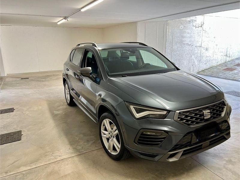 Grau Gebraucht 2023 Seat Ateca 4Drive SUV | 23.990 € (Superpreis) - Bild 1/4