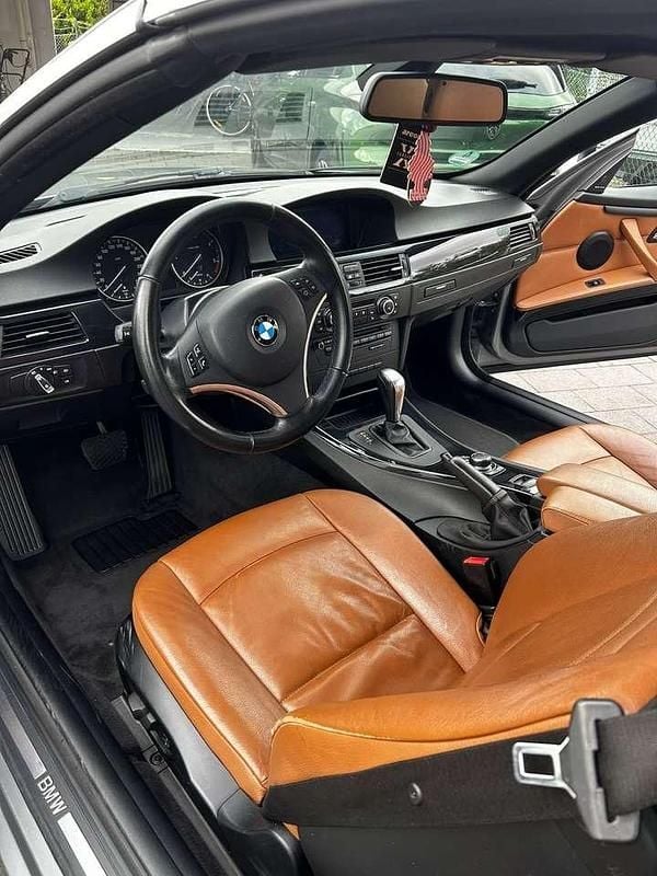 Gebraucht BMW 320 Cabriolet 184 PS (135 kW) 2010 Cabrio