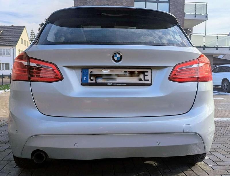 Gebraucht BMW 225 iPerformance 136 PS (100 kW) 2016 Silber Kombi