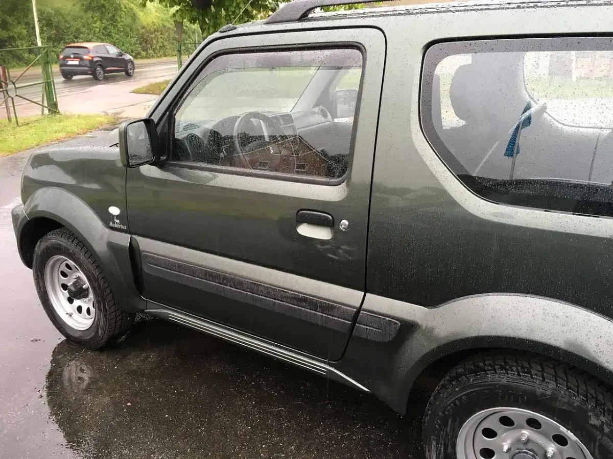 Gebraucht Suzuki Jimny Comfort 86 PS (63 kW) 2016 Grün SUV