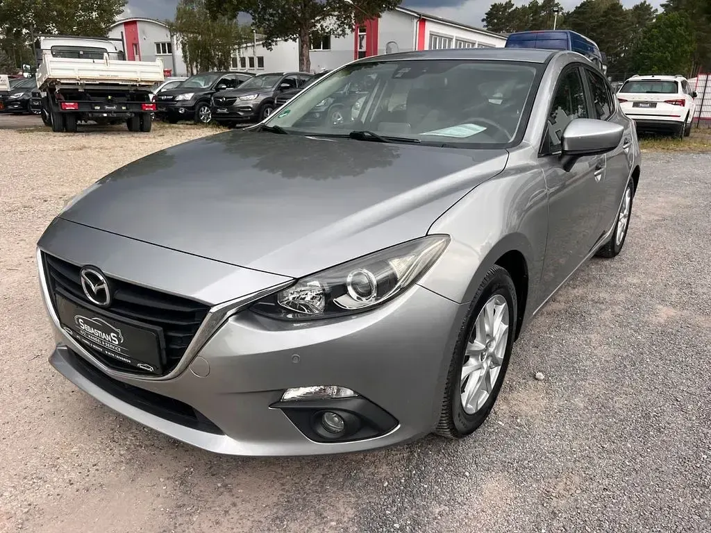 Gebraucht Mazda 3 Center-Line 150 PS (110 kW) 2015 Plutossilber metallic Limousine