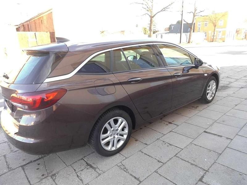 Gebraucht Opel Astra Sport 136 PS (100 kW) 2016 Braun Kombi