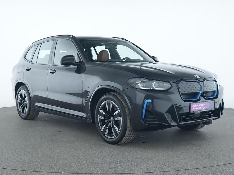 Gebraucht BMW iX3 Shadowline 210 kW (286 PS) 2024 Sophistograu SUV