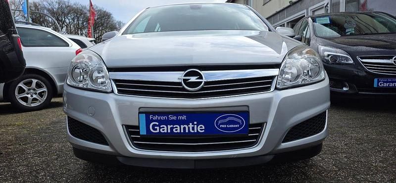 Gebraucht Opel Astra Edition 105 PS (77 kW) 2007 Silber Limousine