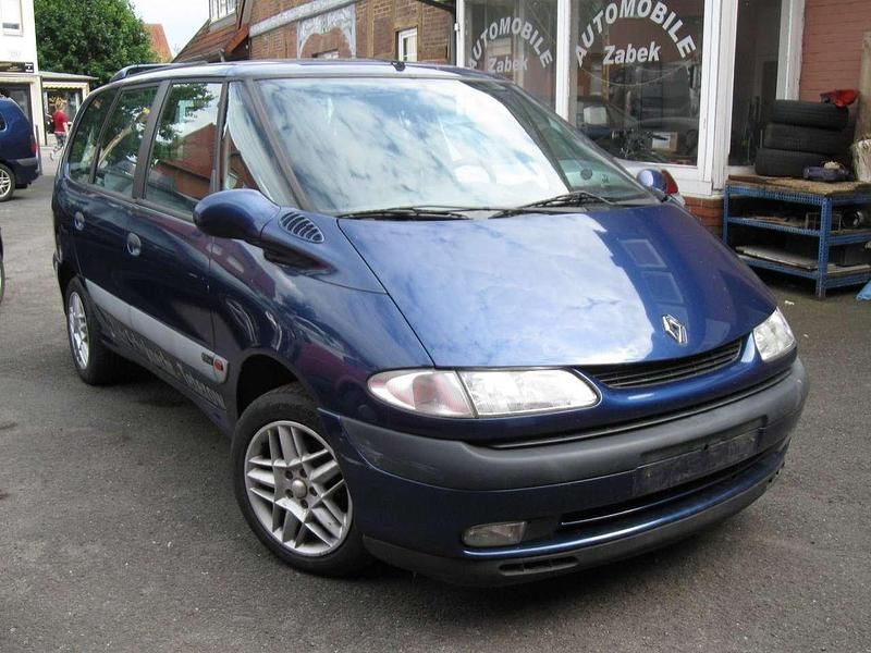 Second-hand Renault Espace 140 CP (102 kW) 2000 Albastru Break