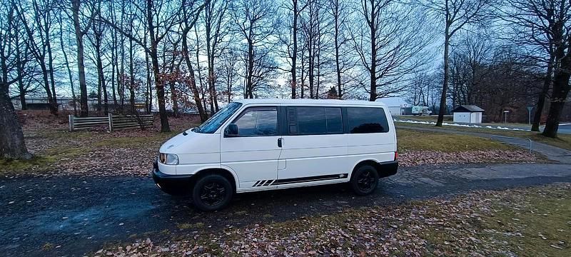 Gebraucht VW Multivan 110 PS (80 kW) 1997 Weiß Van / Kleinbus