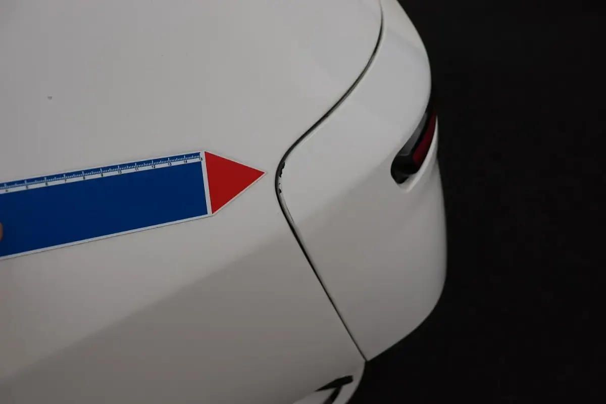 Gebraucht Micro Microlino 13 kW (18 PS) 2024 Weiß Kleinwagen