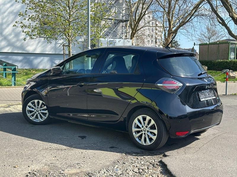 Gebraucht Renault Zoe 50 kW (69 PS) 2021 Weiß Kleinwagen