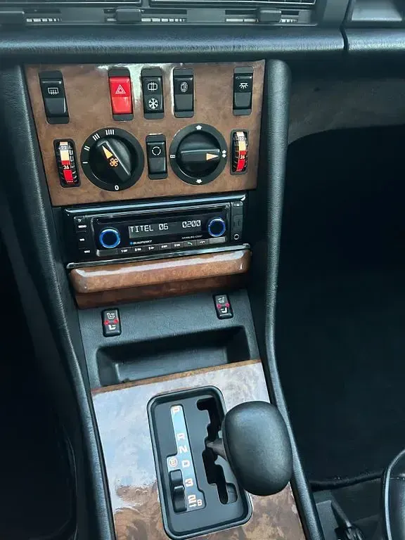 Gebraucht Mercedes S420 224 PS (164 kW) 1988 Schwarz Limousine