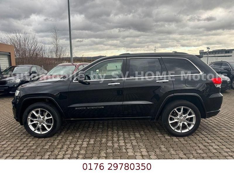 Gebraucht Jeep Grand Cherokee Overland 250 PS (183 kW) 2018 Schwarz SUV