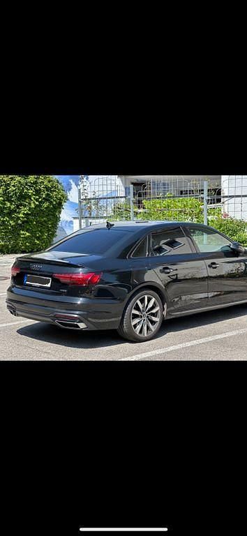 Gebraucht Audi A4 Advanced 204 PS (150 kW) 2022 Schwarz Limousine