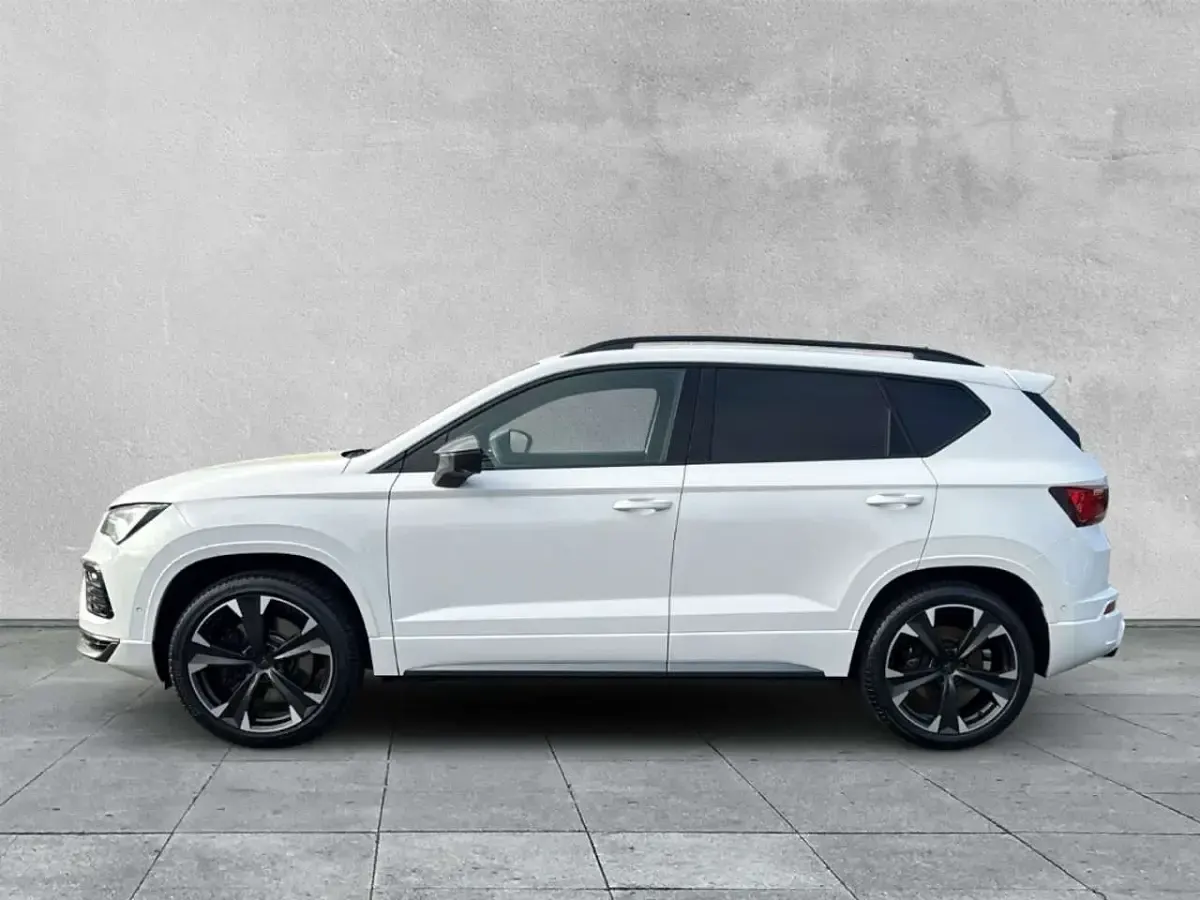 Gebraucht Cupra Ateca Basis 300 PS (220 kW) 2023 Bila weiß SUV