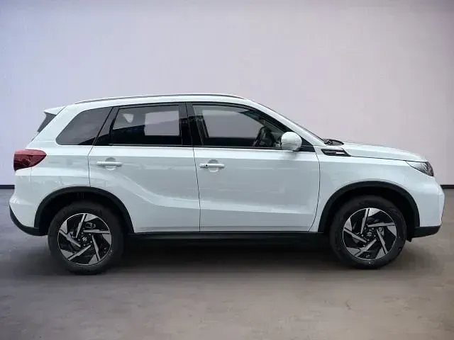 Gebraucht Suzuki Vitara Comfort+ 110 PS (80 kW) 2026 Superior white SUV