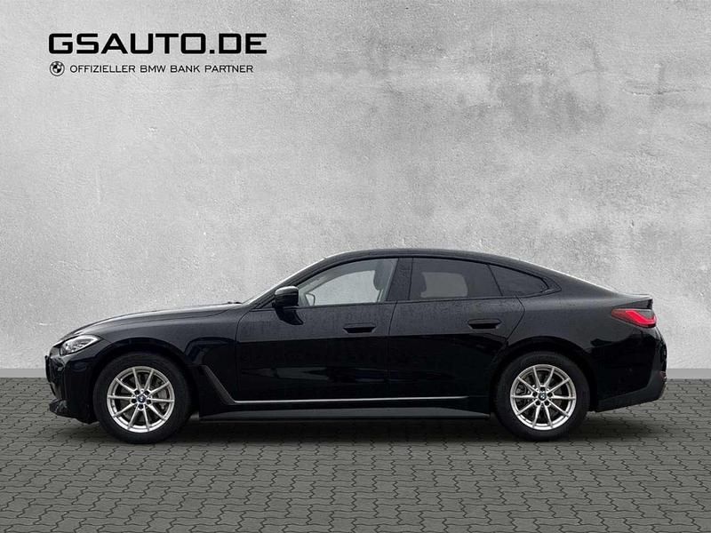 Gebraucht BMW i4 Shadowline 250 kW (340 PS) 2024 Schwarz ii/bonnet fluid black (schwarz) Limousine