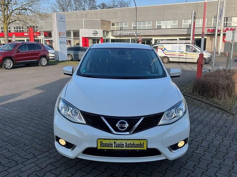 Gebraucht Nissan Pulsar Tekna 116 PS (85 kW) 2017 Weiß Kleinwagen