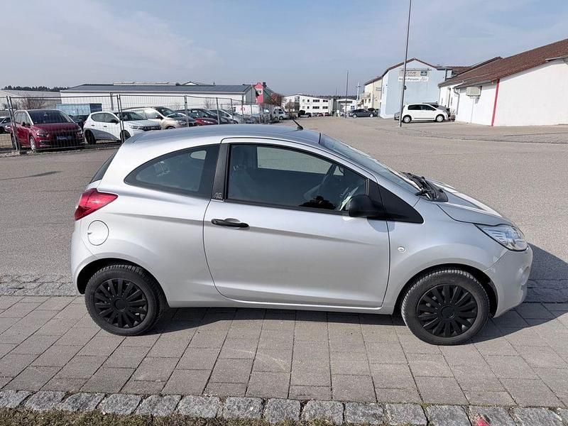 Gebraucht Ford Ka Ambiente 69 PS (50 kW) 2013 Silber Kleinwagen