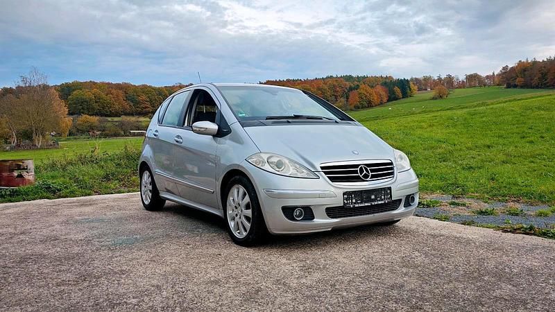 Silber Gebraucht 2005 Mercedes A200 Kleinwagen | 1.500 € (Fairer Preis) - Bild 1/4