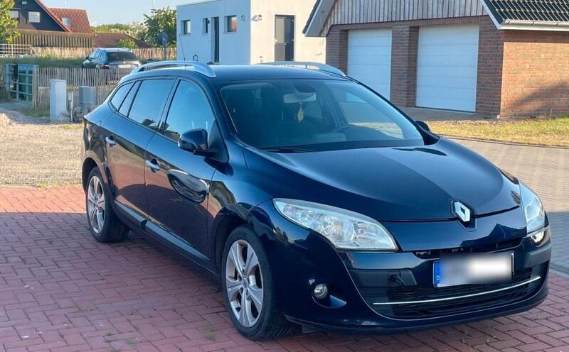 Violet Gebraucht 2010 Renault Mégane GrandTour Dynamique Kombi | 1.200 € - Bild 1/4