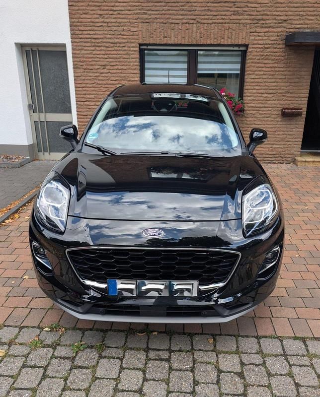 Schwarz Gebraucht 2022 Ford Puma Gen-E Titanium SUV | 17.200 € - Bild 1/4