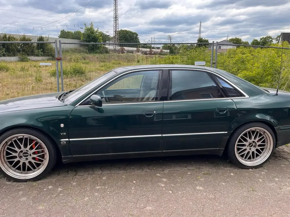 Gebraucht Audi A8 299 PS (219 kW) 1997 Grün Limousine